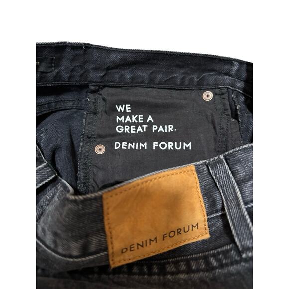 Aritzia Denim Forum Yoko High Rise Black Cutoff Shorts | Size 26 - Picture 6 of 6